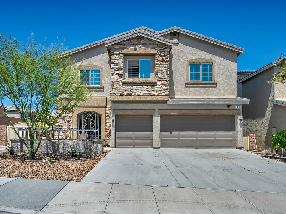1636 Blue Cliffs Ave