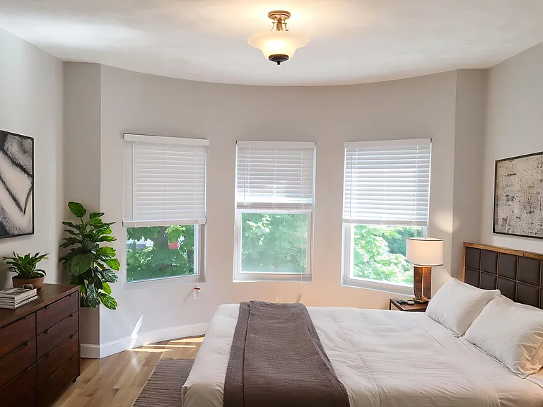 1433-1434 Cambridge St #1 — Photo 3