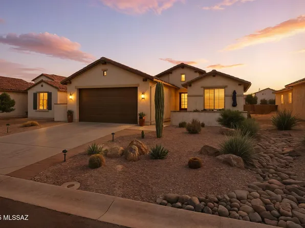 1930 N Agarita Way, Green Valley, AZ 85614