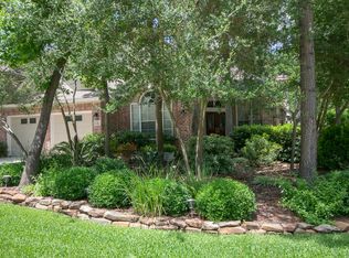 2 Redland Pl, Spring, TX 77382