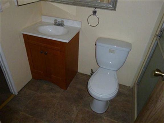 4th image of 1488 River Gardens Dr