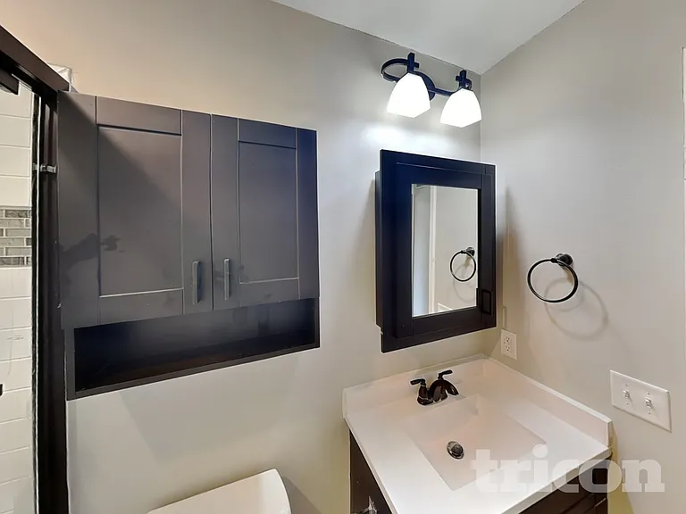 13734 Glenhurst Ln — Photo 18