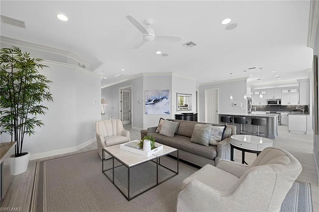 3 bed, 3.0 bath, 2836 sqft, $12,000 — Photo 4