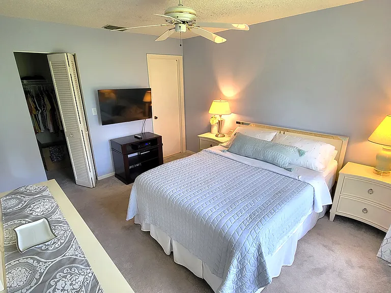 10819 Chenequa Ct — Photo 14