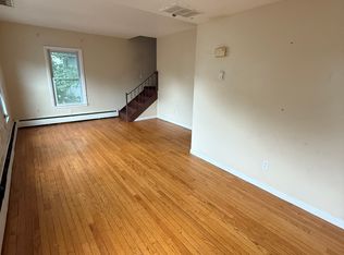 249 Munson St #2, New Haven, CT 06511