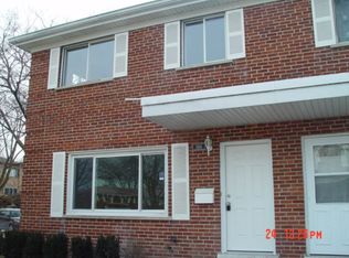 1164 N Boxwood Dr, Mount Prospect, IL