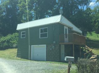 1124 Shafer Ln, Fairmont, WV