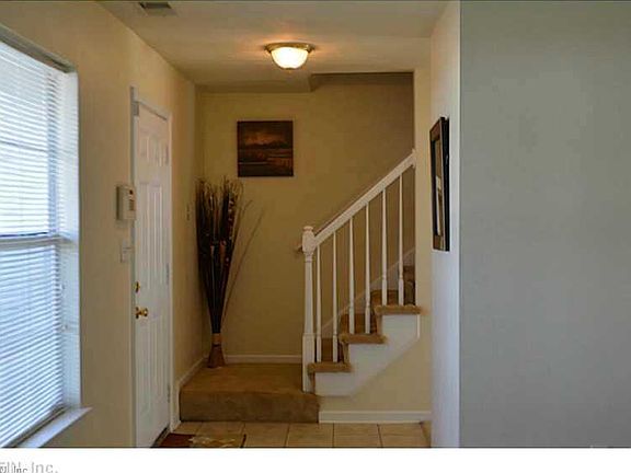 2nd image of 418 Stallings Ct