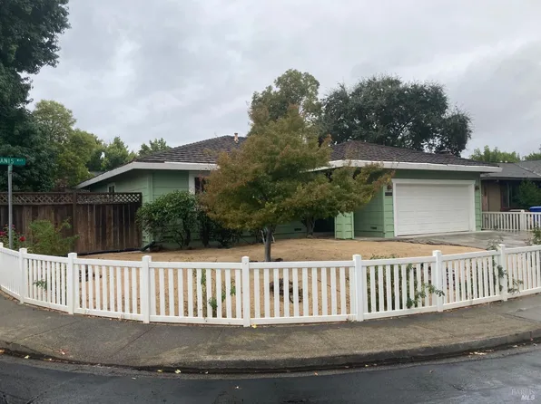 2419 Janis Way, Calistoga, CA 94515