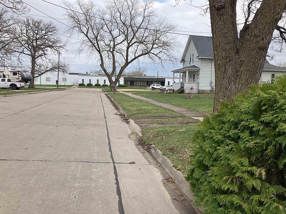 520 3 1/2 St SW, Oelwein, IA 50662 Zillow