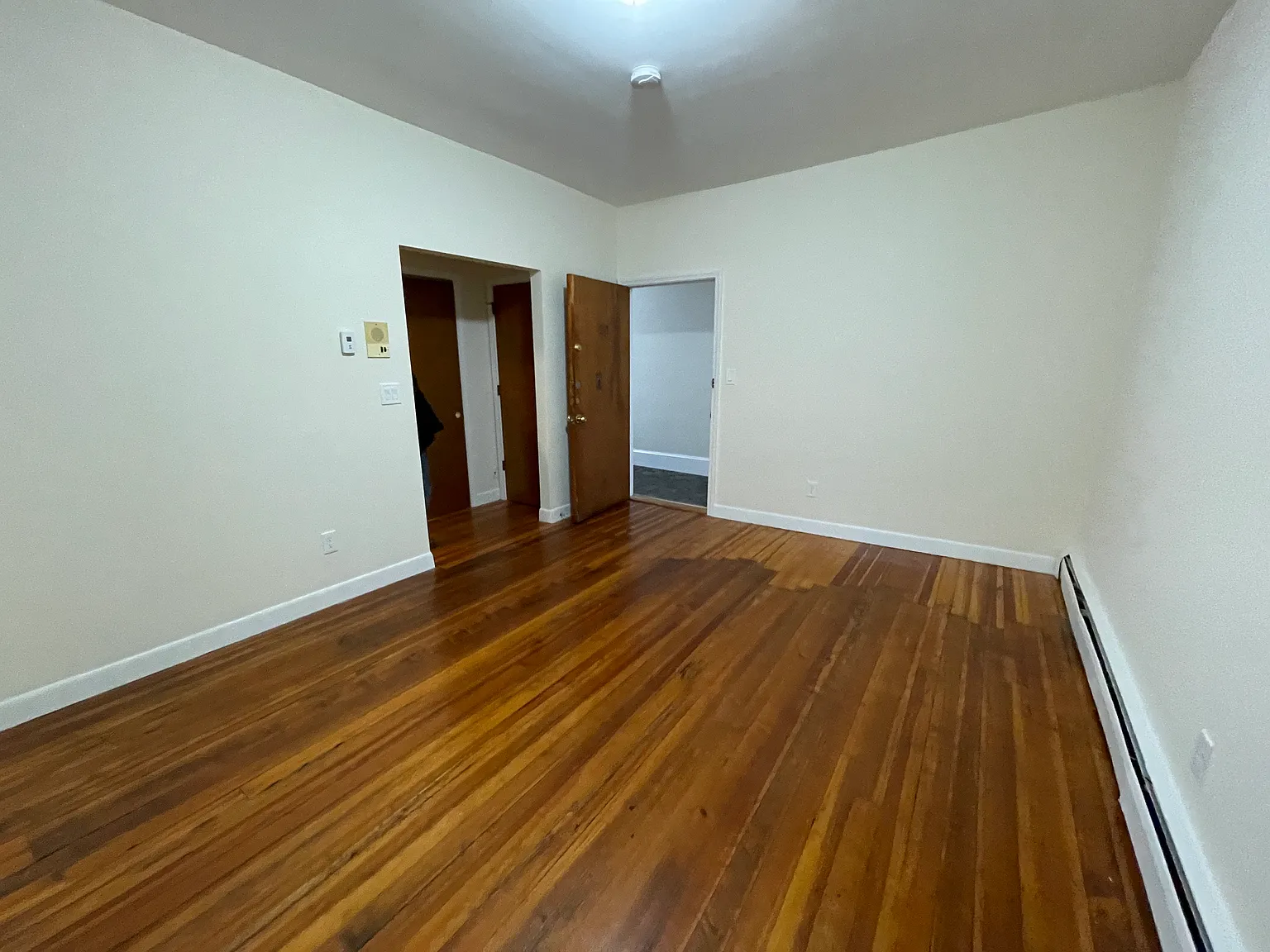 Studio, 99999 sqft, $1,950 — Photo 3