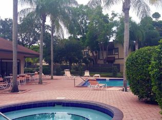 1761 Bayberry Dr, Hollywood, FL 33024