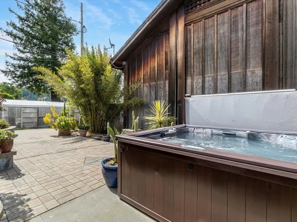 355 Eddy St, Scotia, CA 95565