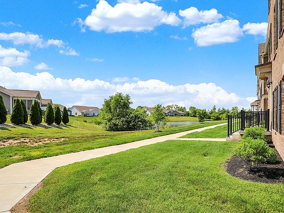 3rd image of 17228 Henslow Dr