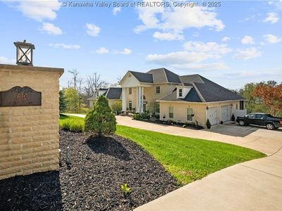 6 W Coventry Rd, South Charleston, WV, 25309