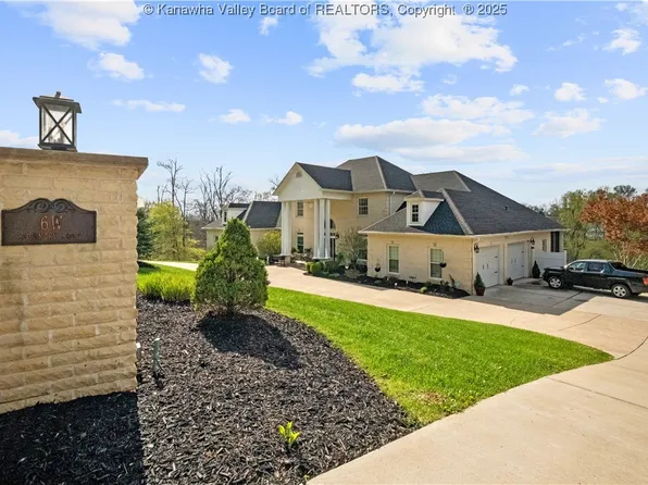6 W Coventry Rd, South Charleston, WV 25309