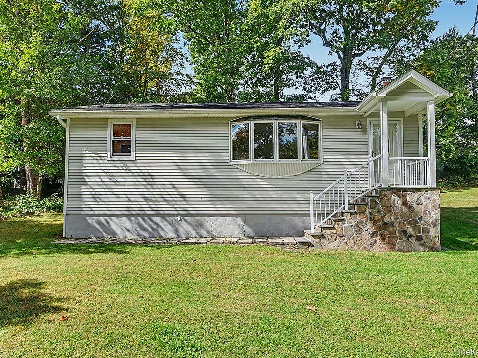 1st image of 10 Palisades Road