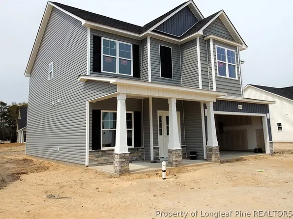 4734 Scenic Pines Dr, Hope Mills, NC 28348