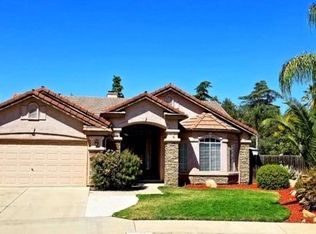 2970 E Pryor Dr, Fresno, CA