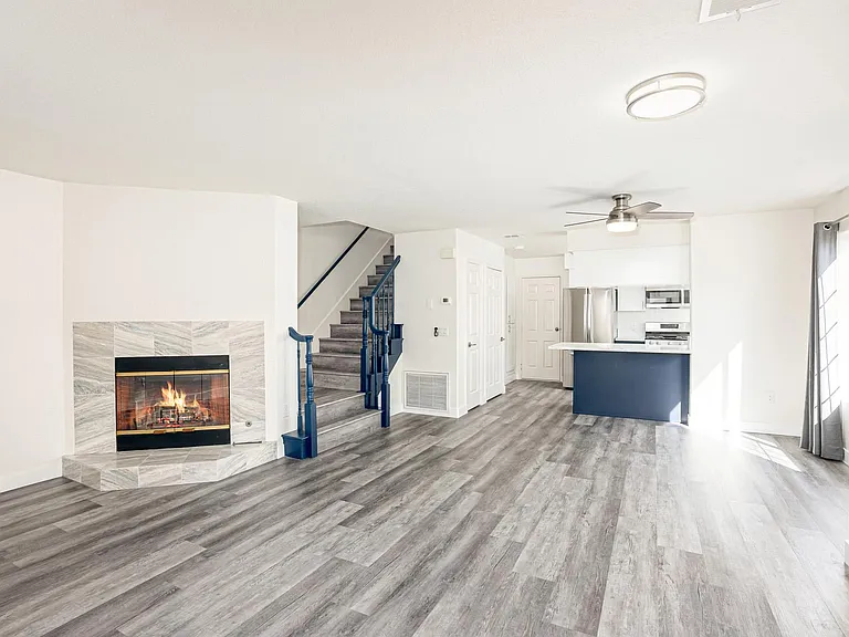 1568 Oliver Ave #C — Photo 3