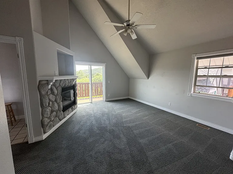 340 Rainbow Ln #B-1 — Photo 10