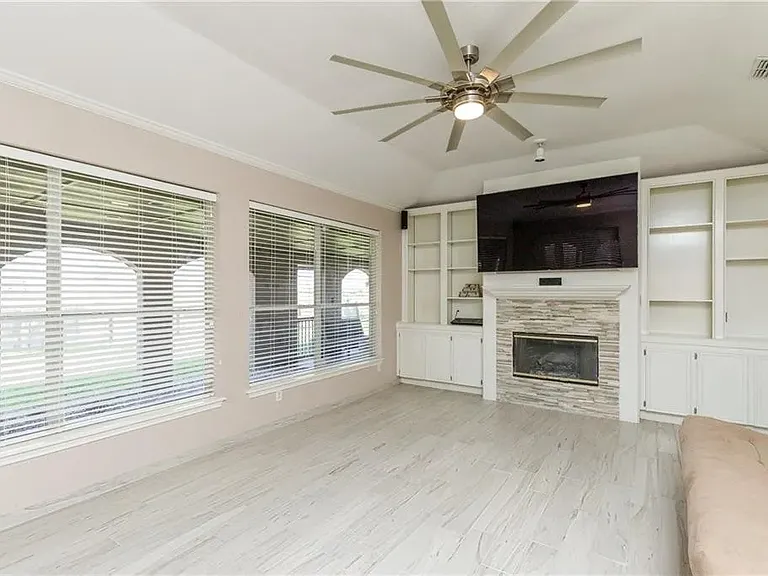14882 Highland Mist Dr — Photo 34