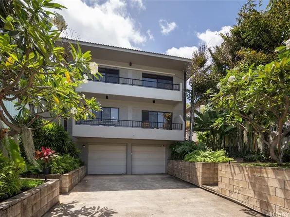 3860 Nikolo St, Honolulu, HI 96815