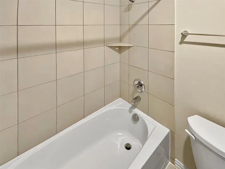 11922 Amber Oak Way — Photo 29