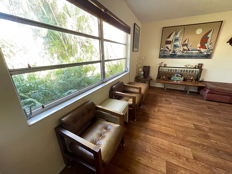 255 S Venice Blvd — Photo 5