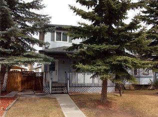 375 Coverdale Ct NE, Calgary, AB T3K4J8