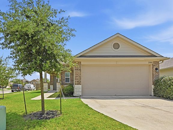 4th image of 13800 Levy Ln