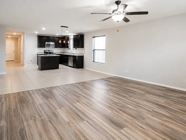 433 Magma Dr — Photo 10