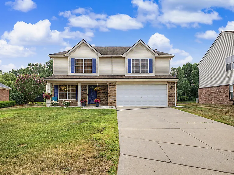 41973 Milton Dr — Photo 1
