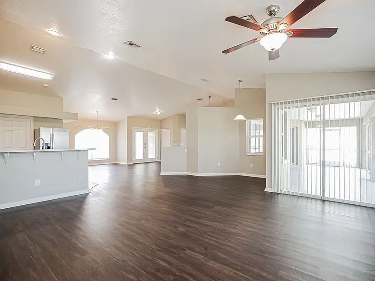 72 Long Meadow Ln — Photo 5
