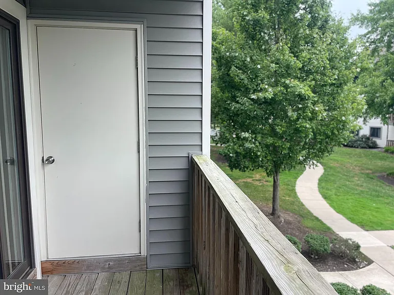 414 Ravens Crest Dr — Photo 26