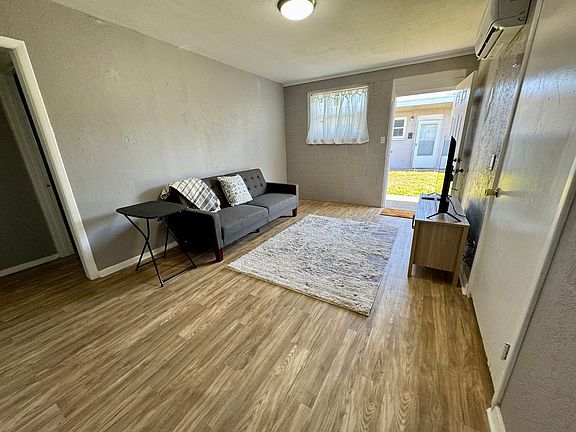 2nd image of 201 N McGee St #9