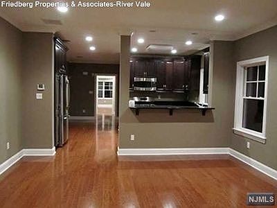 3rd image of 72 Cherrywood Ct