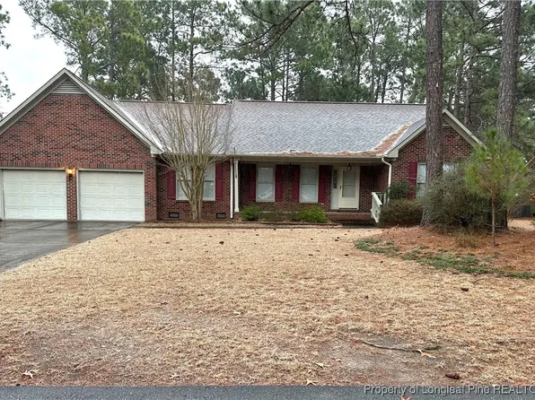 7772 Trappers Rd, Fayetteville, NC 28311