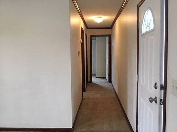 2nd image of 2 Sharon Dr #204