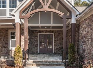 2220 Big Lake Ct, Raleigh, NC 27607