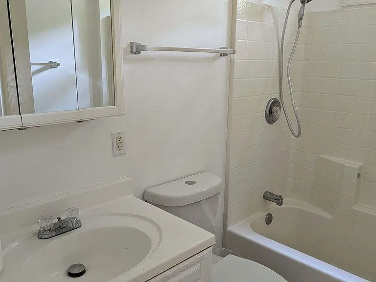 111 Oyster Cove Lndg — Photo 13