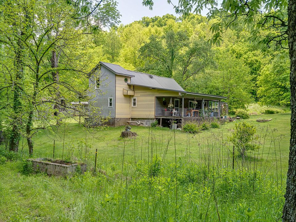1st image of 766 Herring Hollow Ln