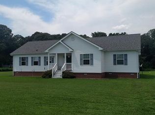 11738 Harcum Rd, Gloucester, VA 23061