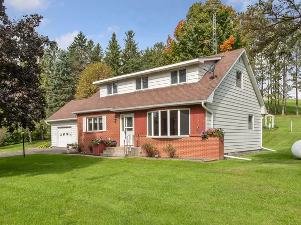 W7366 Us Highway 10, Ellsworth, WI 54011