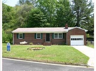 436 Nicewood Dr, Newport News, VA 23602