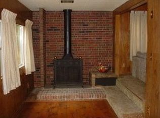 10237 Washington Ave, Grayling, MI 49738