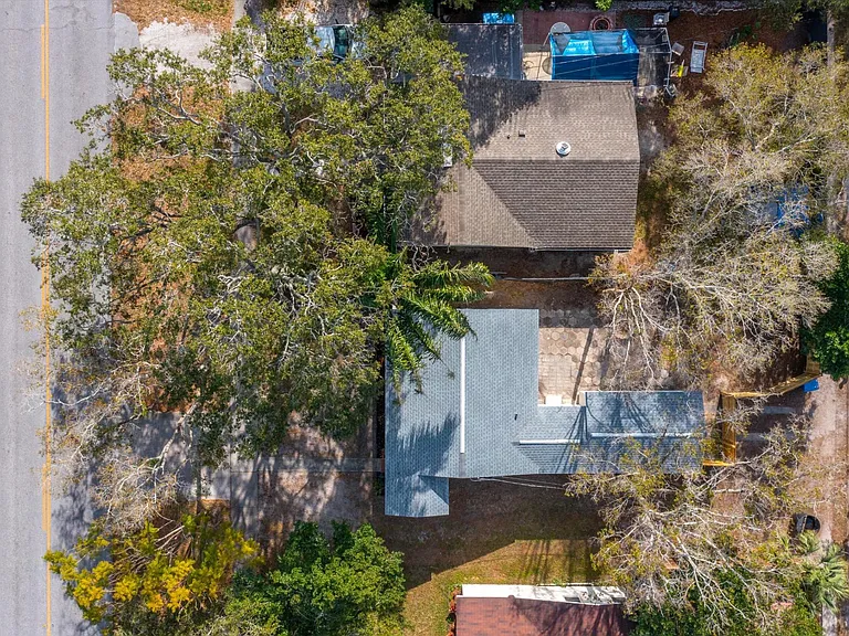 3880 Haines Rd N — Photo 22