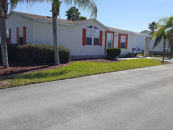 cutest little house on the street!!