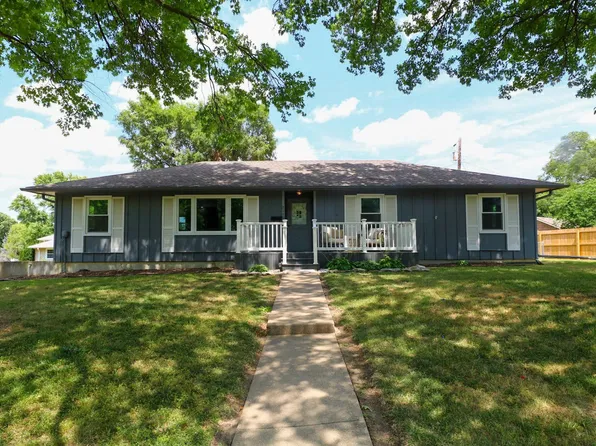 2110 Morningside Dr, Emporia, KS 66801