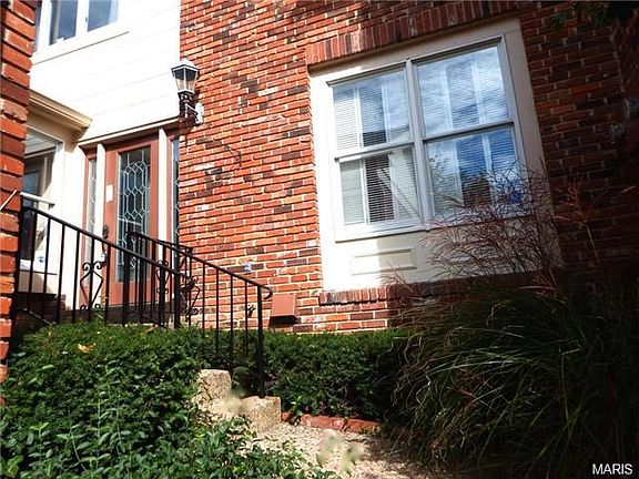 2nd image of 208 Grand Banks Ct